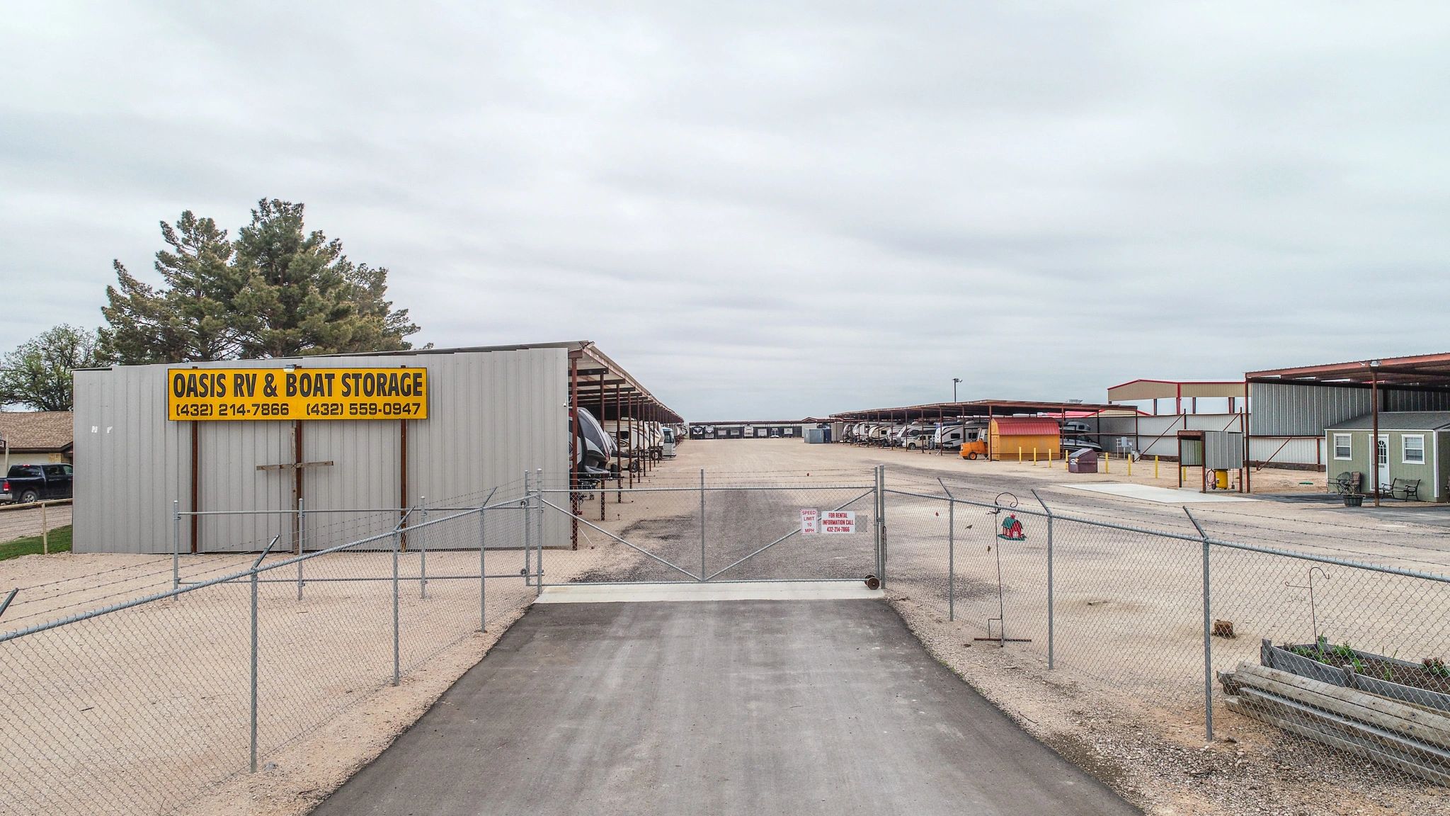 Oasis RV & Boat Storage Storage Midland, Texas